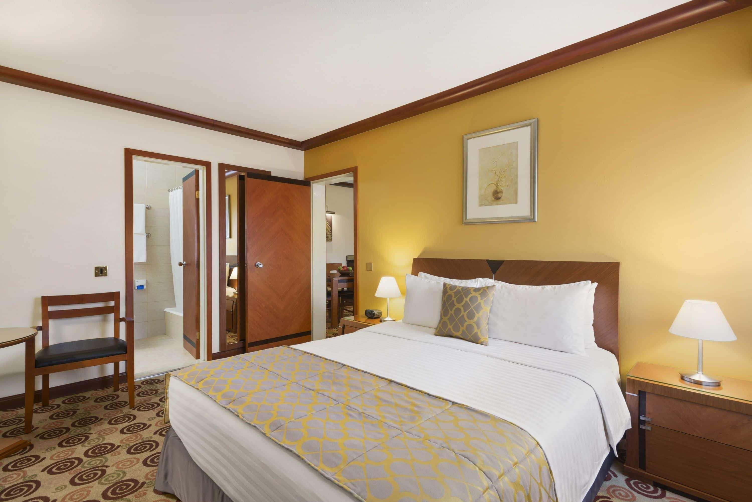 Ramada By Wyndham Bahrain 4* Manama