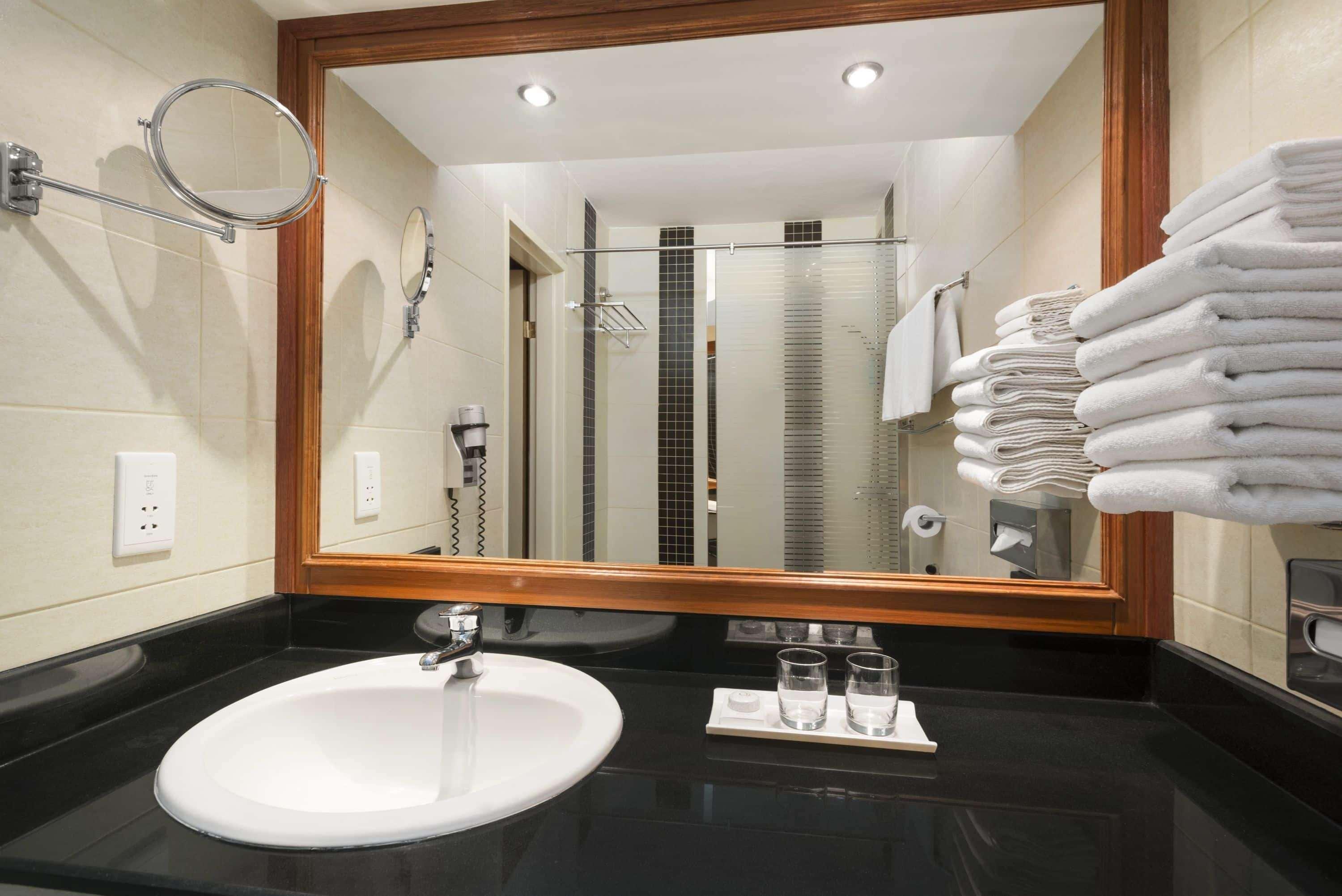 Ramada By Wyndham Bahrain 4* Manama