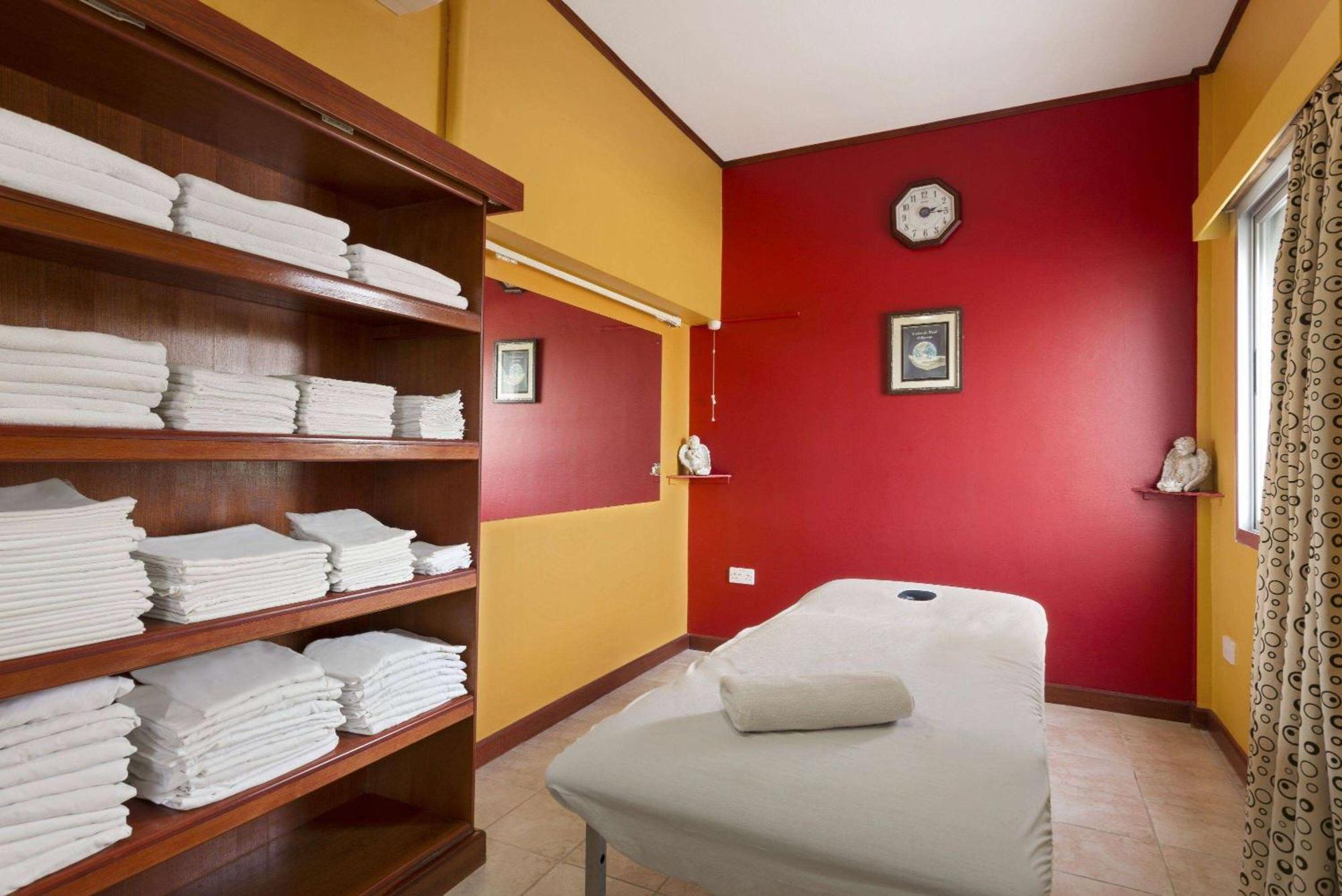 Ramada By Wyndham Bahrain Manama