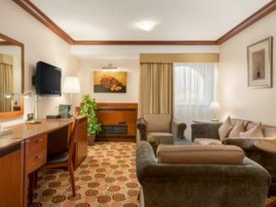 Ramada By Wyndham Bahrain 4*